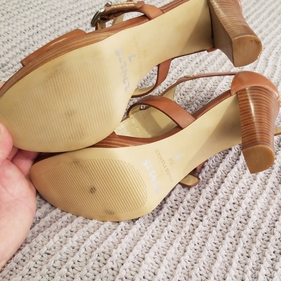 Marc Fisher platform strappy sandals - Picture 3 of 5